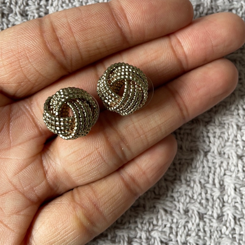 VINTAGE Knot Earrings
